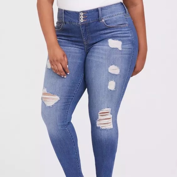 Torrid Premium Distressed Jegging Size 18XS - Picture 1 of 4